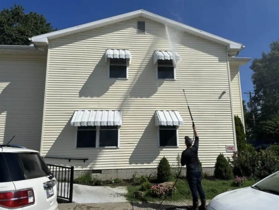 House Washing Services in Evansville, IN